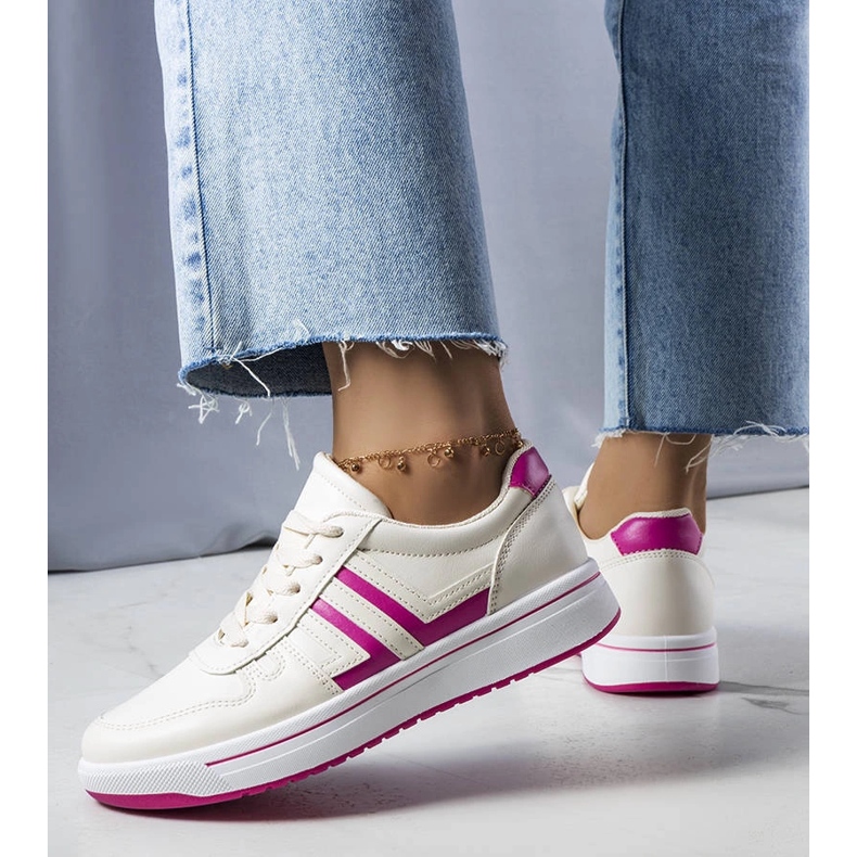 Olympian kermanväriset lenkkarit vaaleanpunaisilla sisäosilla beige 1