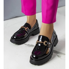 Simardin mustat lakatut kengät 1