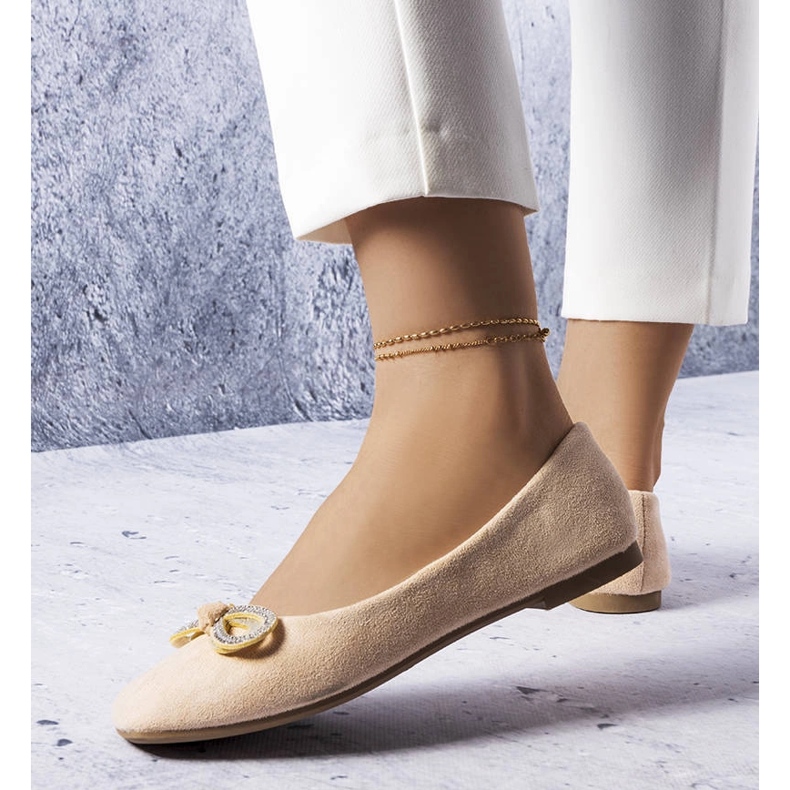 Beiget balerinat Gaillou-rusetilla 1