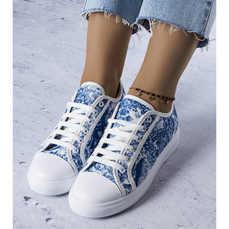 Aucoinin valkoiset ja siniset kangaslenkkarit valkoinen 1