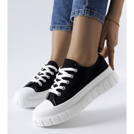 Bellemare mustat alustalenkkarit 1