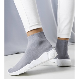 Williamin harmaat korkeat tennarit 1