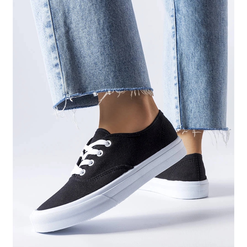 Fantina mustat kangaslenkkarit 1