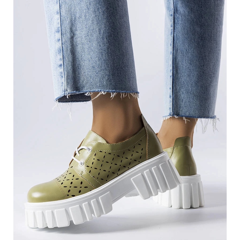 Camuksen vihreät harjakattoiset massiiviset kengät 1