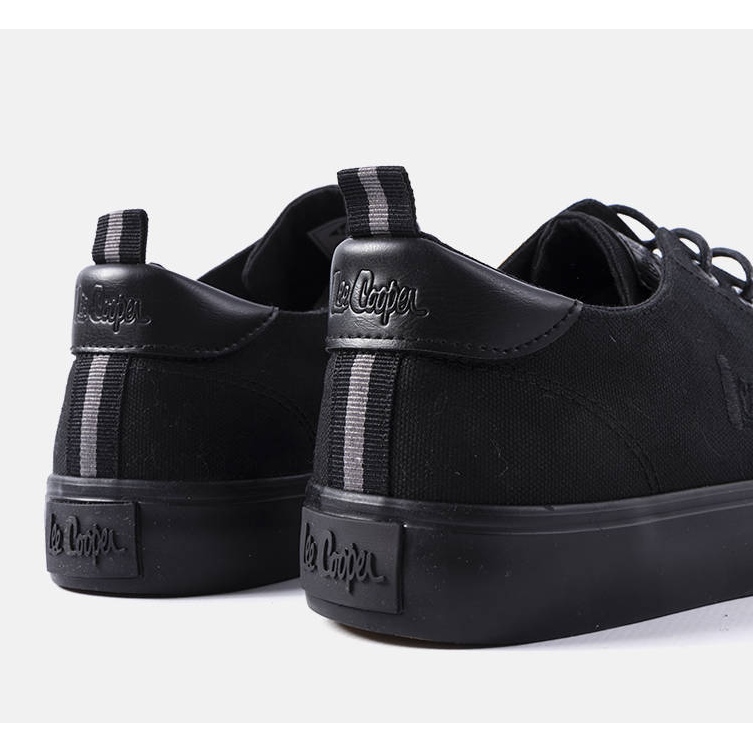 Lee Cooper LCW-22-31-0857M mustat tennarit 1