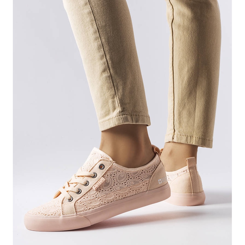 Vaaleanpunaiset tennarit, joissa Big Star -kirjonta JJ274059 vaaleanpunainen 1