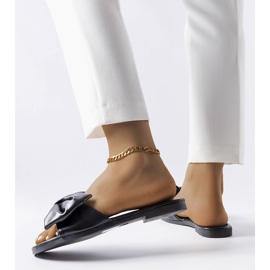 BM Garnierin mustat elegantit sandaalit rusetilla 1