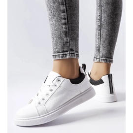 Dreux'n mustavalkoiset lenkkarit, joissa kohokuviointi valkoinen 1