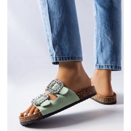 Vihreät liukumäet koristeltu Racine strassikivillä 1