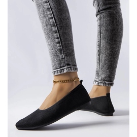 Drouinin mustat kangasbalerinat 1