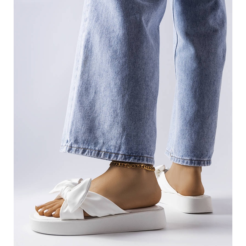 Edvardin valkoiset sandaalit rusetilla valkoinen 1