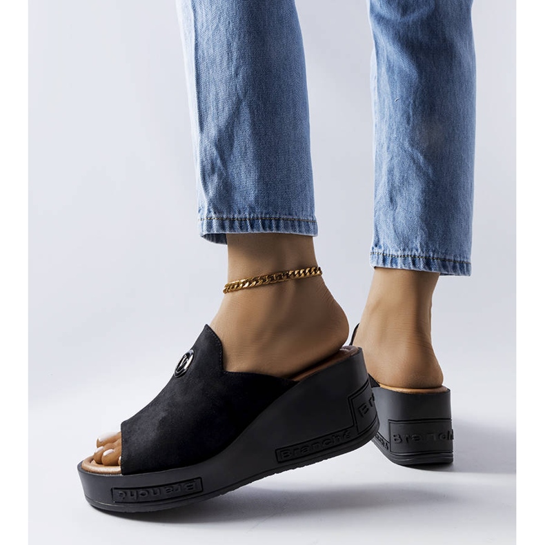 BM Vincezin mustat high wedge sandaalit 1