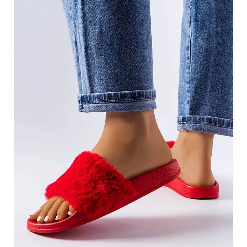 Raffaelen punaiset turkiset liukumäet punainen 1