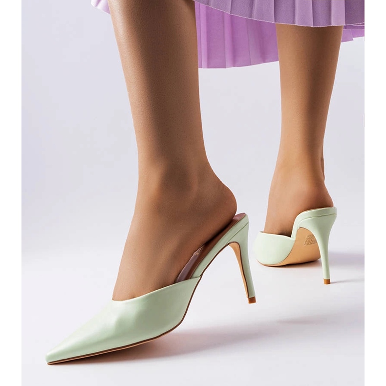 Vihreät liukusäätimet Drainer-kantapäässä 1