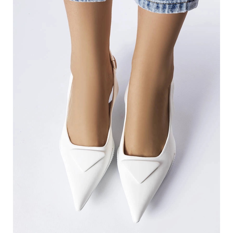 Gougeonin valkoiset matalakorkoiset sandaalit valkoinen 1