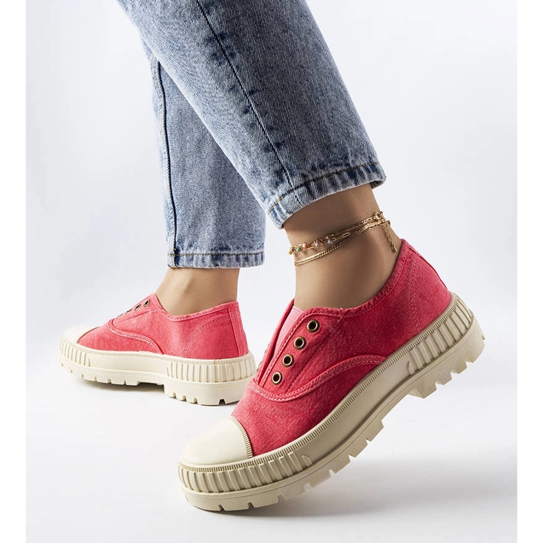 Waltonin tummanpunaiset tennarit vaaleanpunainen 1