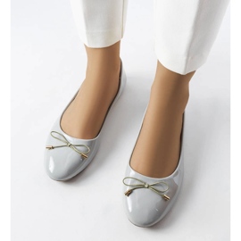 Lakewoodin harmaaksi lakatut ballerinat 2