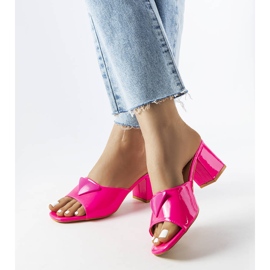 Vaaleanpunaiseksi lakatut Branch-pylvään liukusäätimet vaaleanpunainen 2