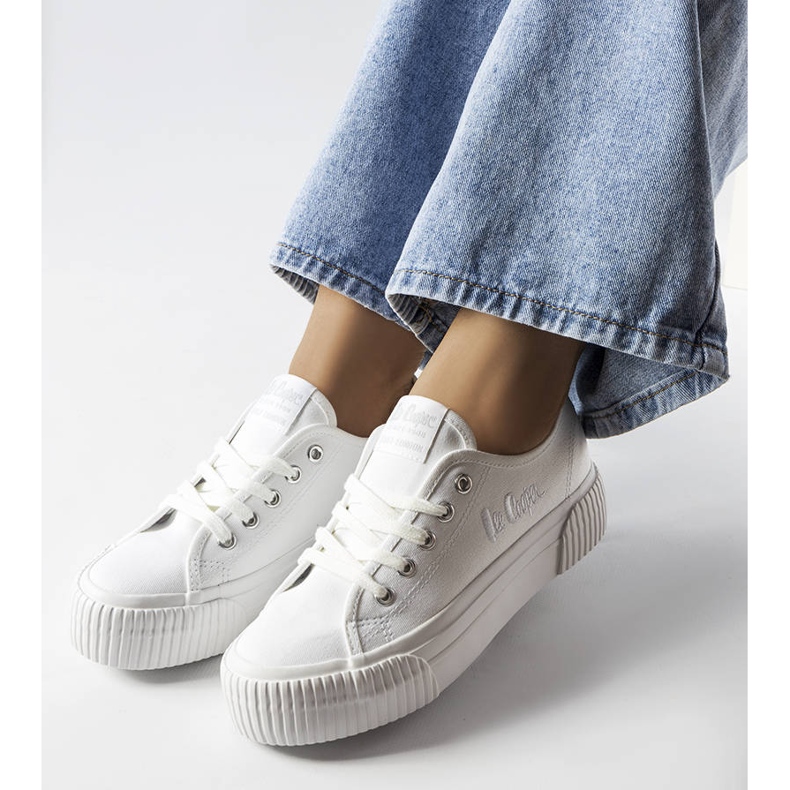 Lee Cooper LCW-23-31-1780L valkoiset tennarit valkoinen 1
