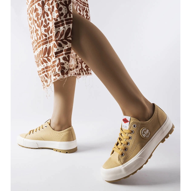 Lee Cooper LCW-23-44-1655L beigenväriset tennarit 1