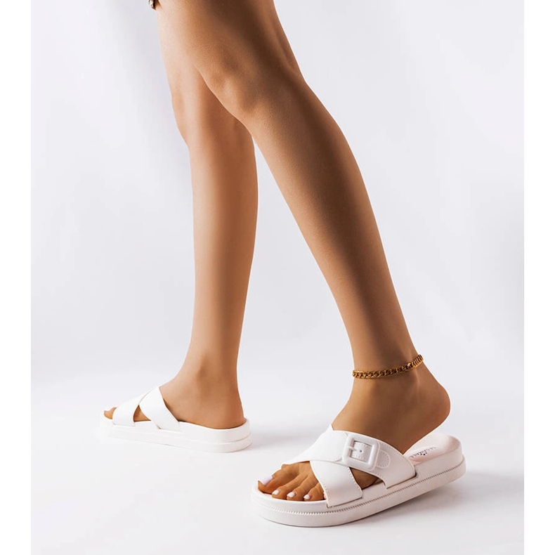 Pauline valkoiset kumiset soljet valkoinen 2