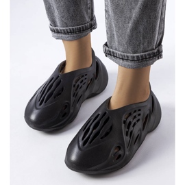 Julienne mustat vaahtomuovilevyt 1