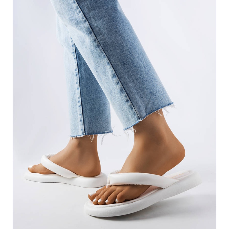 Smithfieldin valkoiset paksut varvastossut valkoinen 2