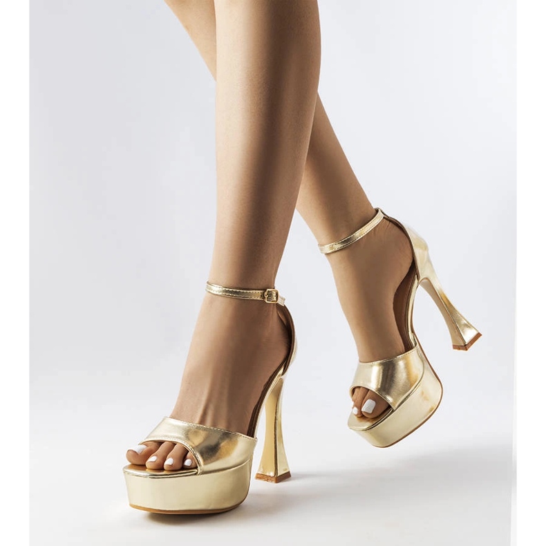 Illinoisin kultaiset korkeat sandaalit kultainen 1