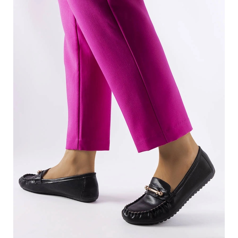 Sorelin mustat loaferit mattapinnoilla 1