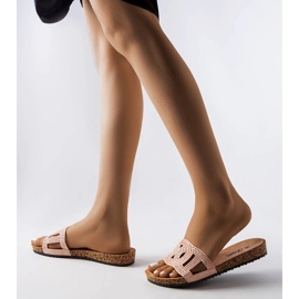 Vaaleanpunaiset liukumäet, jotka on koristeltu Lagacé-suihkuilla vaaleanpunainen 2