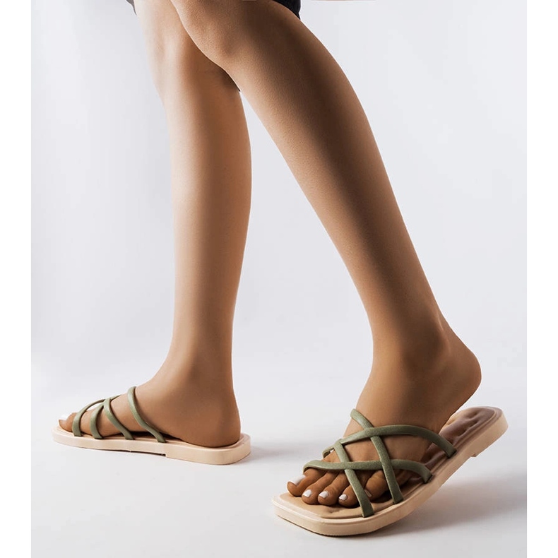 Pearlmanin vihreät kumiliukumäet 1