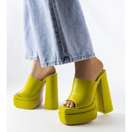 Mercuren vihreät korkokengät 1