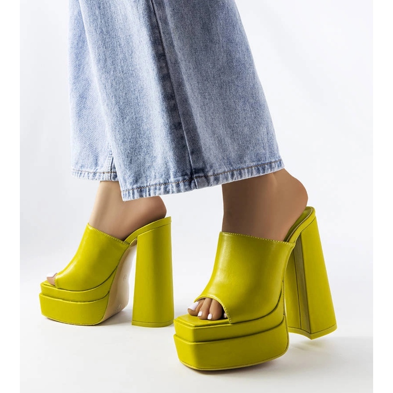 Mercuren vihreät korkokengät 1