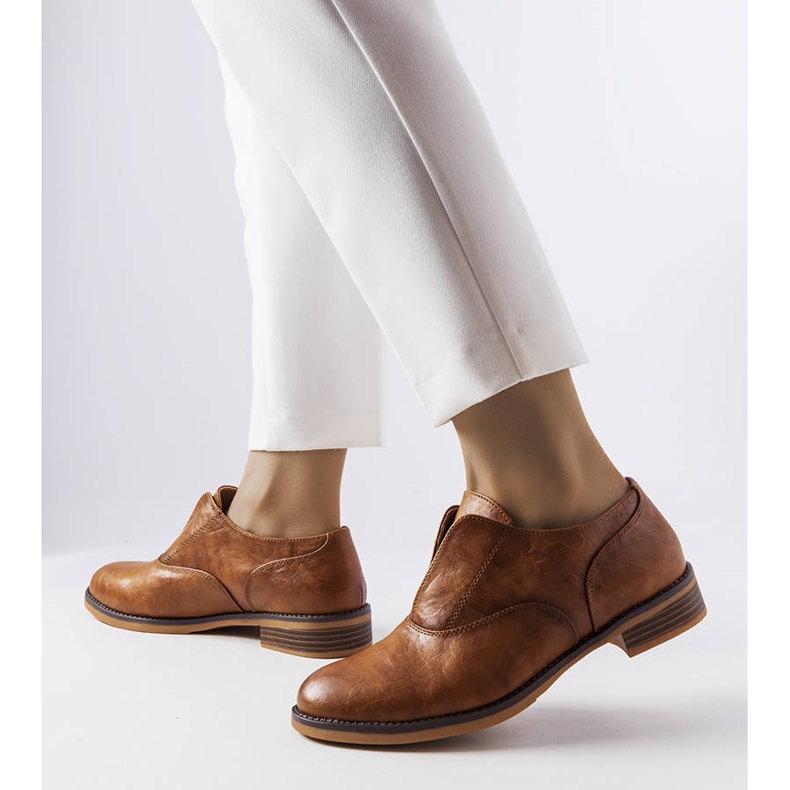 Beige brogues LS5379 Camel ruskea 1