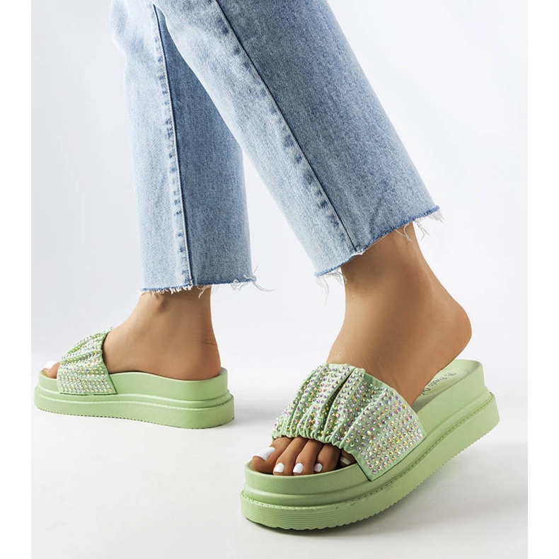 Franetin vihreät sandaalit kuutiozirkonialla 1