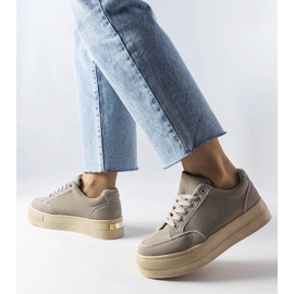 Amathymesin harmaat alustalenkkarit 2