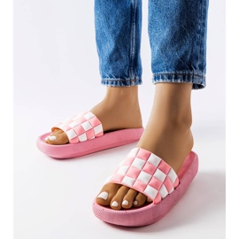 Elinin vaaleanpunaiset kumiset liukumäet vaaleanpunainen 1