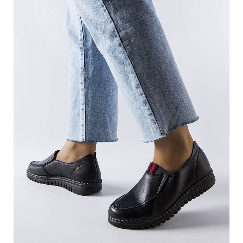 Mustat slip-on kengät Sorumilta 1