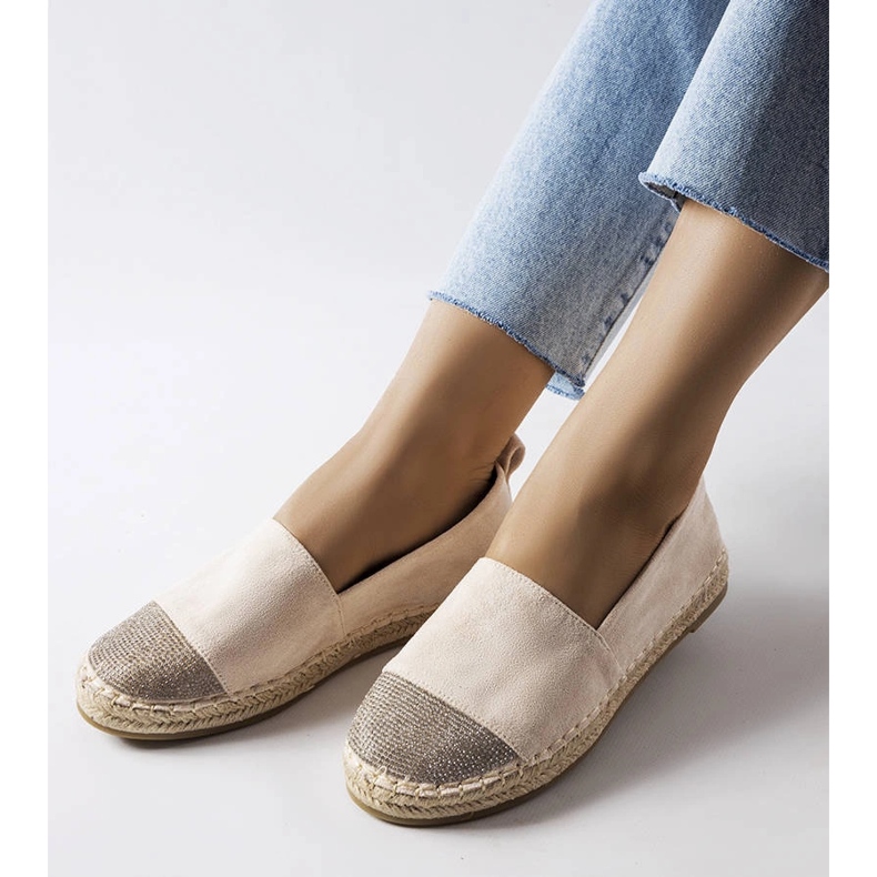 Magalin beigenväriset espadrille-loaferit 1