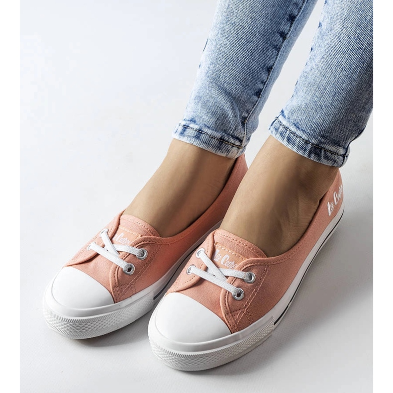 Pinkit Lee Cooper LCW-23-31-1792L lenkkarit vaaleanpunainen 1