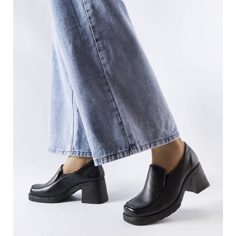 Mustat Gnatty korkokengät 1