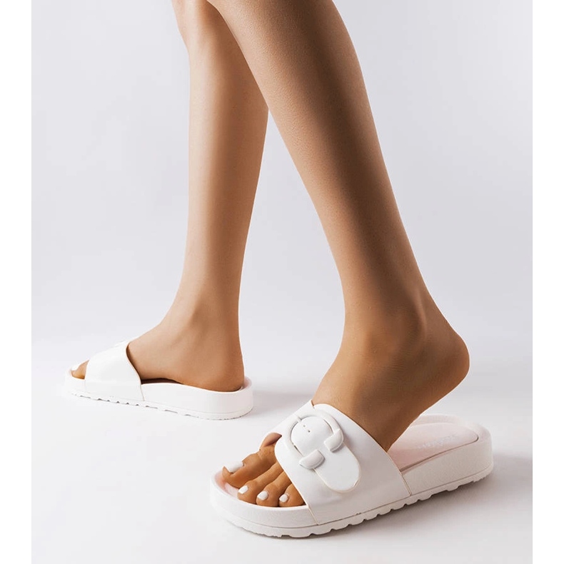 Inna Généreux'n valkoiset soljelliset liukusäätimet valkoinen 2