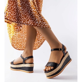 Mukaan pääset mustat kiila sandaalit 1