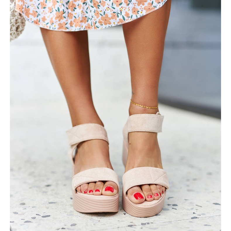 Nerean beige-kiila sandaalit 1