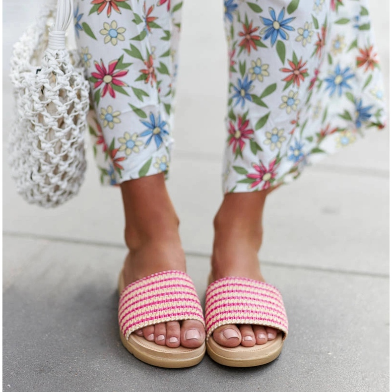 Vaaleanpunaiset kudotut Capovalle-liukumäet vaaleanpunainen 1