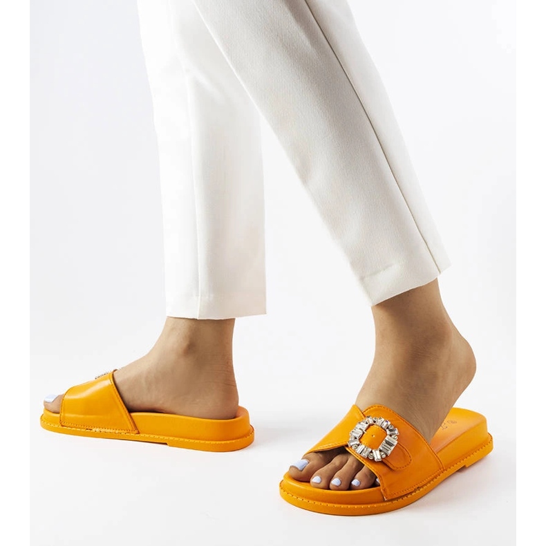 Oranssit liukusäätimet, koristeltu Griegsvein strassit 2