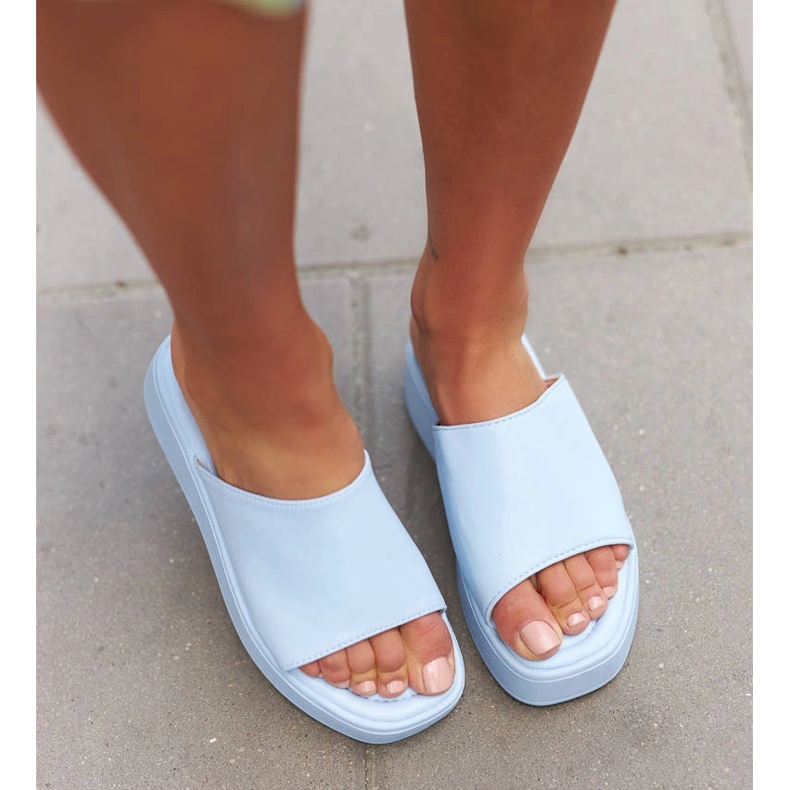 Orsolan siniset alustasandaalit sininen 2