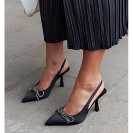 Didierin mustat korkeakorkoiset sandaalit rusetilla 2