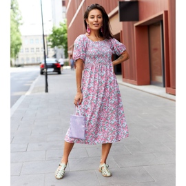 Gaetanon vihreät sandaalit, jotka on koristeltu strassikivillä 1