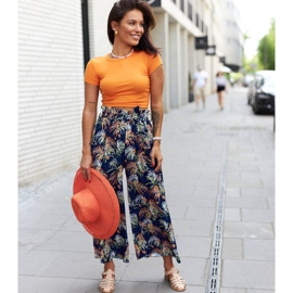 Gaetanon beige-sandaalit koristeltu strassikivillä 1